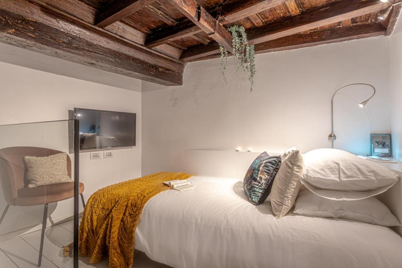 Lucrezia Apartment - Close To Piazza Navona Roma Eksteriør bilde